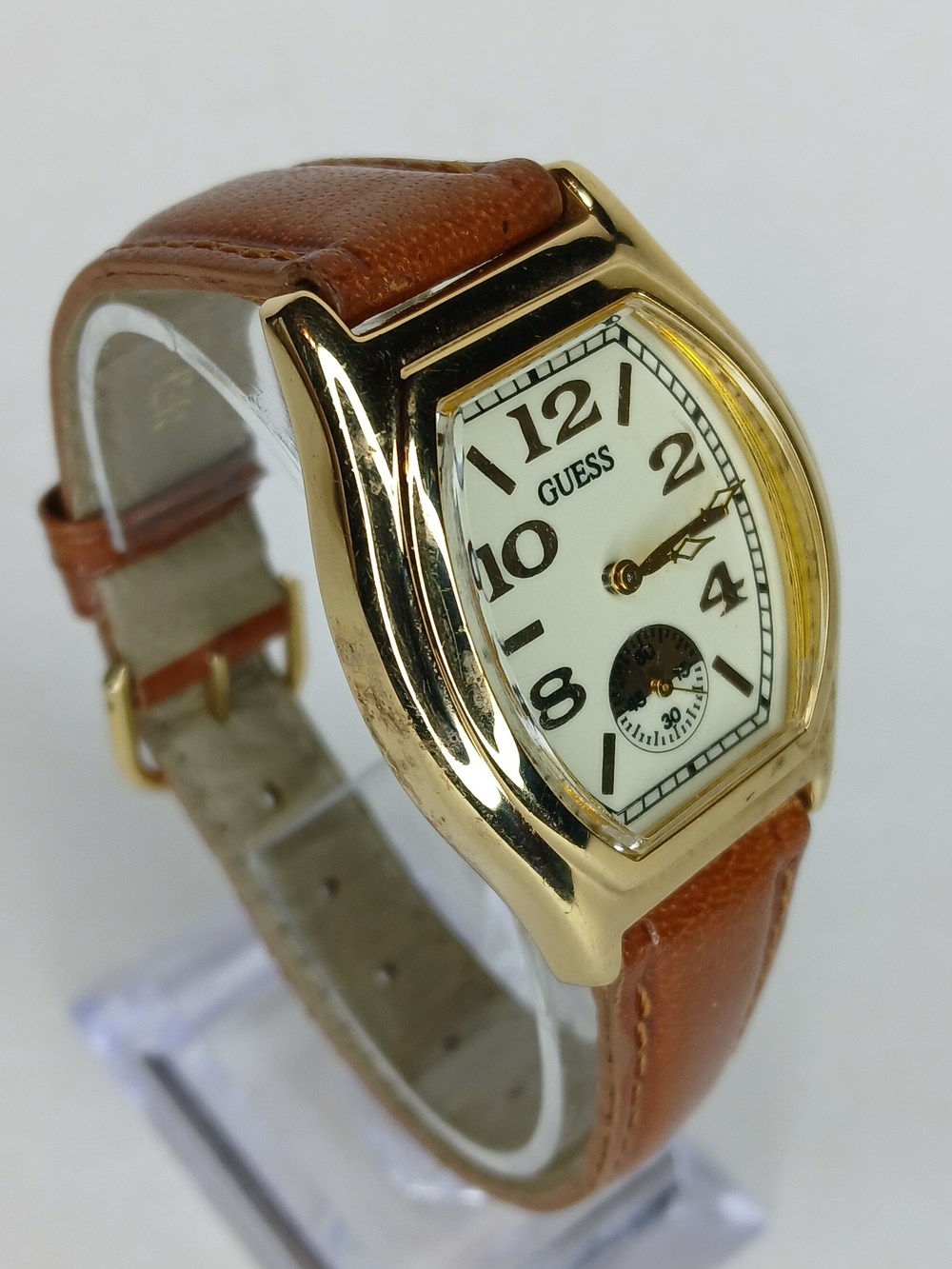 GUESS Men's Brown Leather Strap Gold-Tone Watch